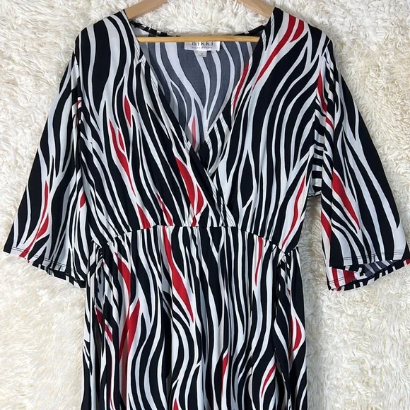 Nikki Poulos Maxi Silky Dress - Picture 9 of 10